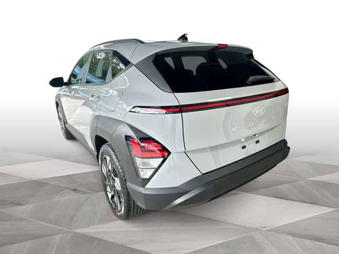 Used 2024 Hyundai Kona SEL FWD image 6