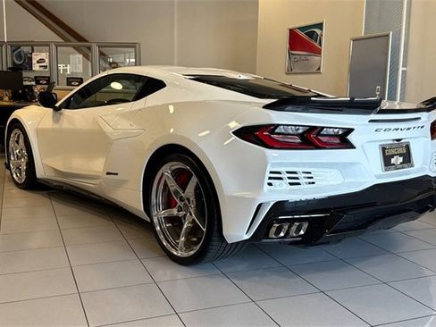 New 2025 Chevrolet Corvette E-Ray w/ Battery Protection Package image 5