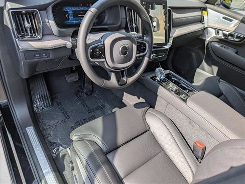 New 2026 Volvo XC90 T8 Ultra w/ Lounge Package AWD/4WD image 3