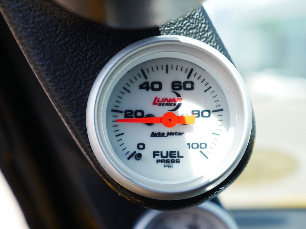 Used 2004 Ford Mustang Cobra RWD image 28