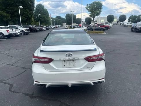 Used 2018 Toyota Camry XSE FWD image 5