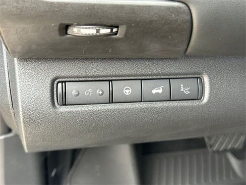 New 2026 Nissan Pathfinder Platinum image 24