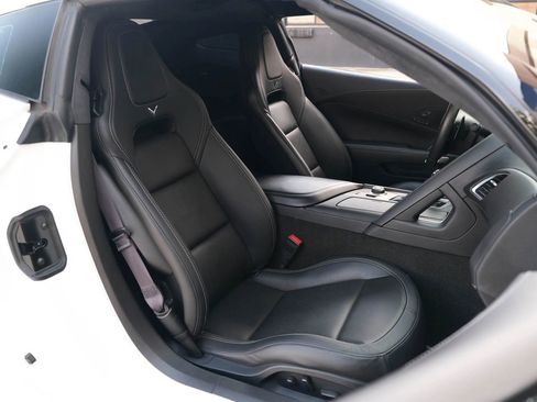 Used 2016 Chevrolet Corvette Stingray Coupe w/ 3LT Preferred Equipment Group image 29