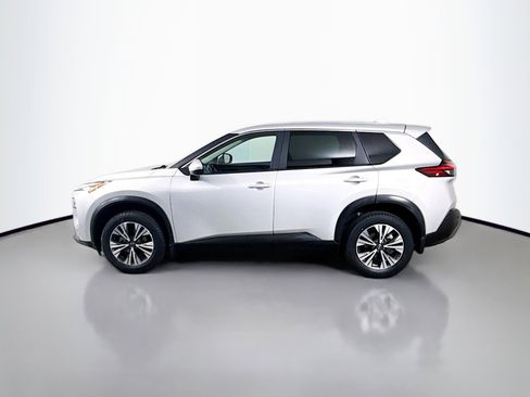 Used 2023 Nissan Rogue SV image 6