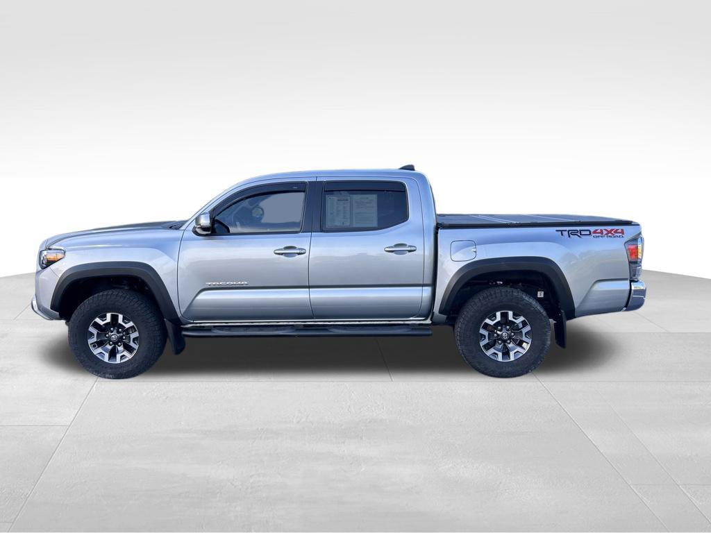 Certified 2023 Toyota Tacoma TRD Off-Road AWD/4WD image 2