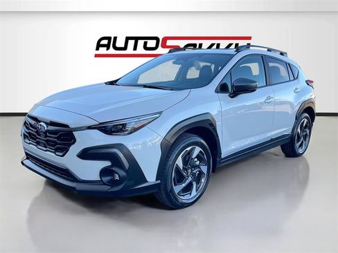 Used 2025 Subaru Crosstrek 2.5i Limited w/ Crosstrek Mirror Package image 3