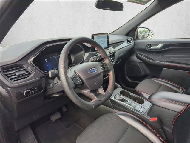 Used 2025 Ford Escape ST-Line FWD image 11