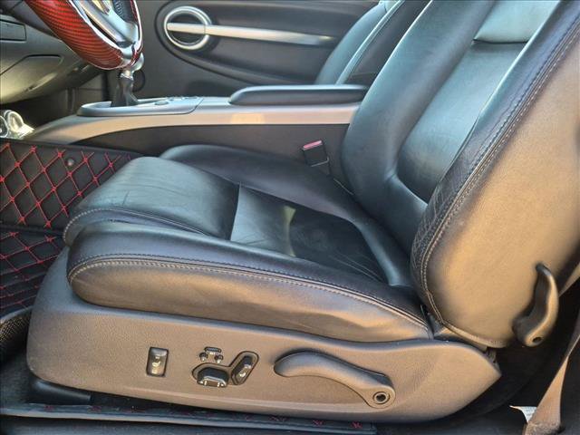 Used 2005 Chevrolet SSR w/ Preferred Equipment Group RWD image 14