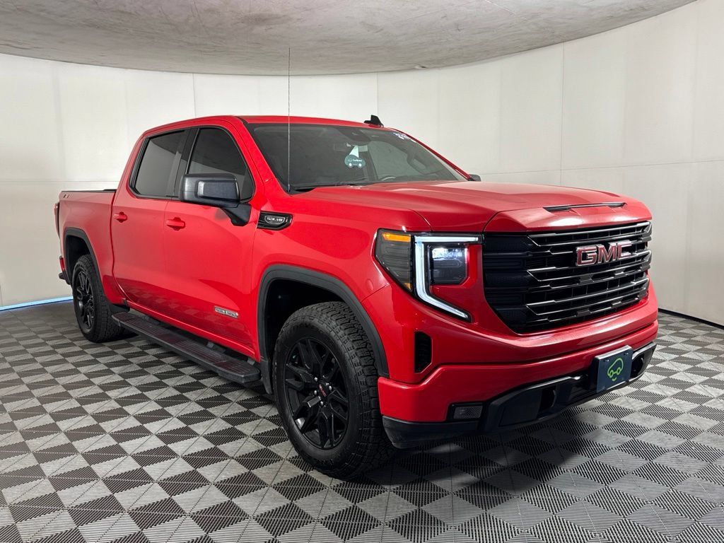 Certified 2025 GMC Sierra 1500 Elevation w/ Preferred Package AWD/4WD image 4