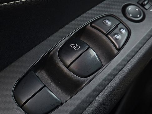 Used 2019 Nissan Altima 2.5 S image 16