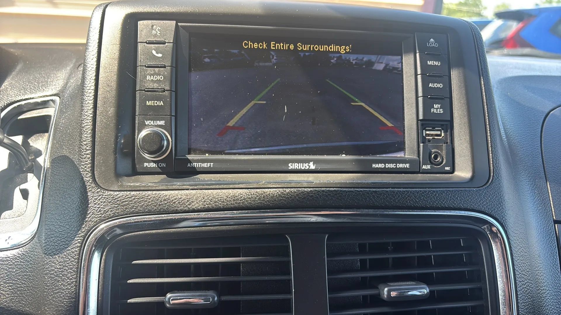 Used 2017 Dodge Grand Caravan SXT FWD image 28