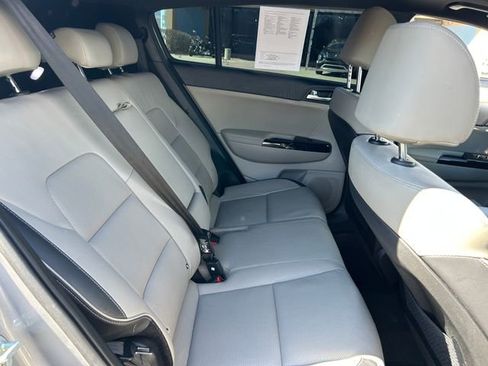 Used 2022 Kia Sportage SX image 35