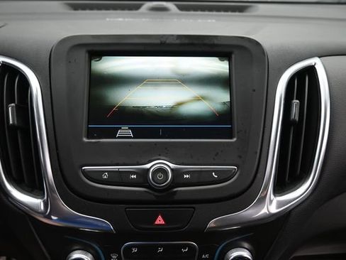 Used 2019 Chevrolet Equinox LT AWD/4WD image 17