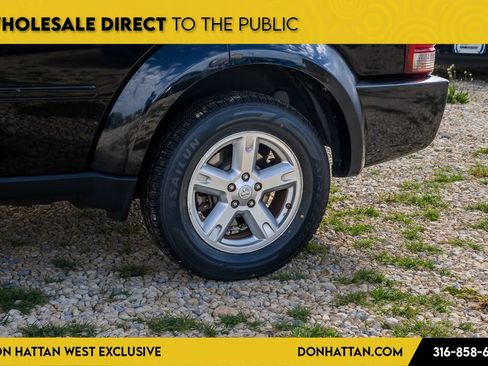 Used 2007 Dodge Nitro SXT RWD image 28