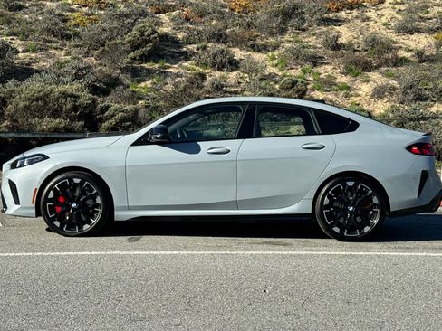 Used 2025 BMW M235i xDrive w/ Premium Package image 9