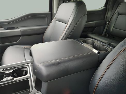 New 2026 Ford F350 Lariat w/ Black Appearance Package image 22