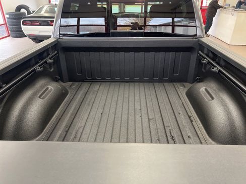 New 2026 RAM 1500 4x4 Crew Cab image 25