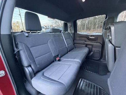 Used 2020 Chevrolet Silverado 1500 Custom w/ Custom Convenience Package image 24