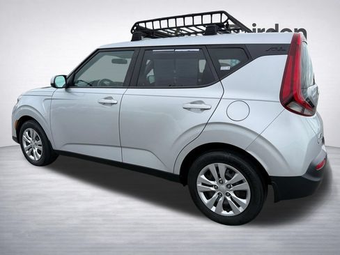 Used 2020 Kia Soul LX FWD image 5