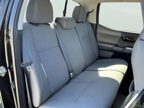 Used 2016 Toyota Tacoma SR5 image 20