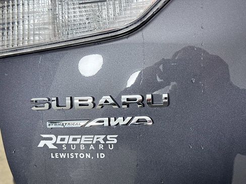 Used 2020 Subaru Forester Premium image 23