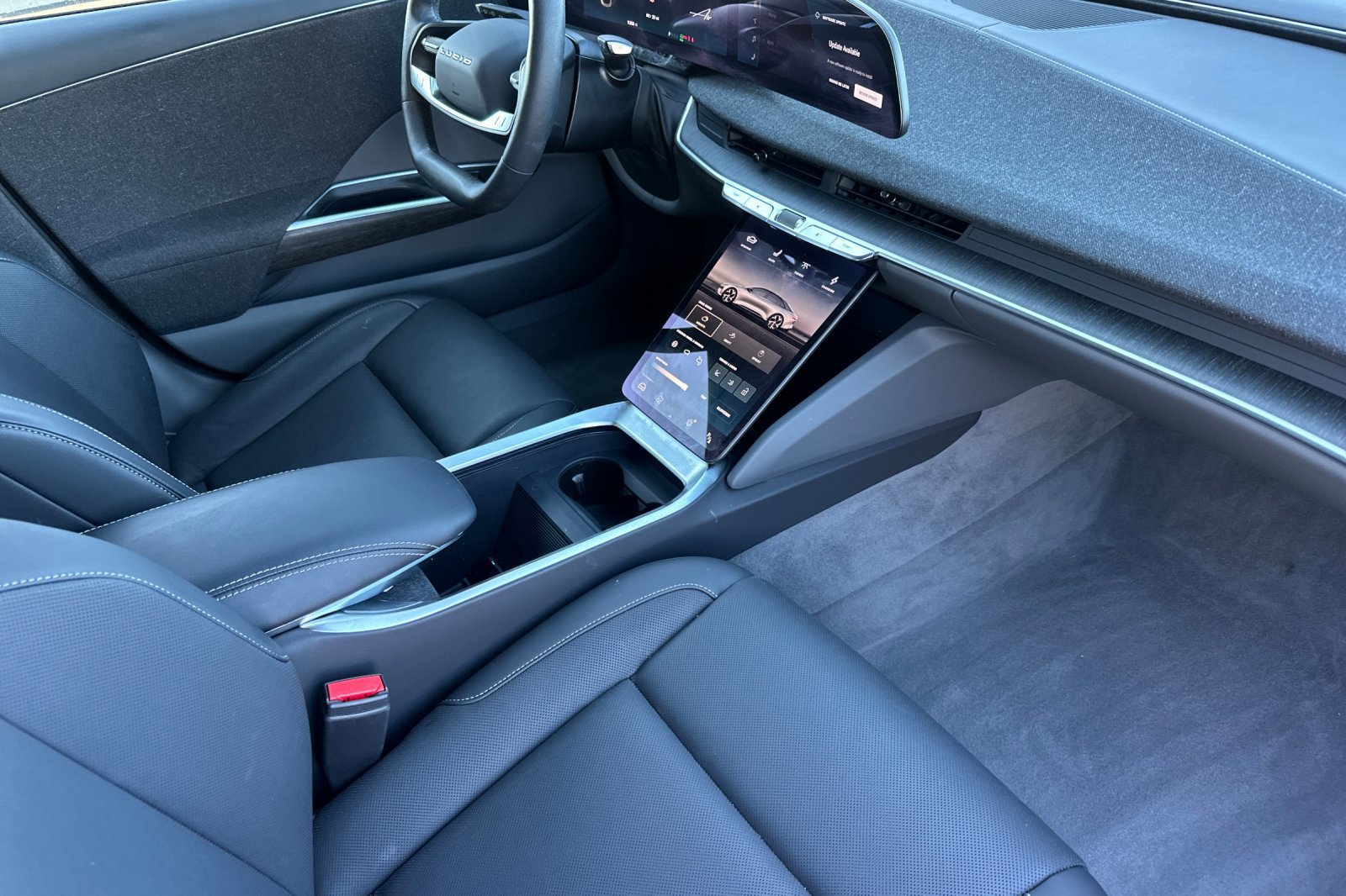Used 2026 Lucid Air Pure RWD image 19