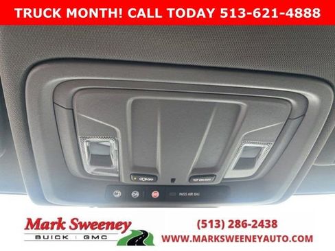 New 2025 GMC Sierra 2500 Pro image 11