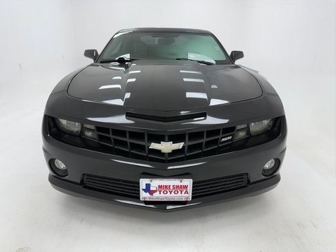 Used 2011 Chevrolet Camaro SS image 3