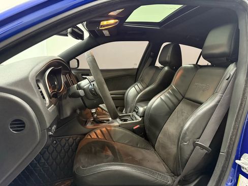 Used 2022 Dodge Charger SRT Hellcat w/ Harman/Kardon Audio Group image 16