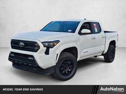 New 2025 Toyota Tacoma SR5