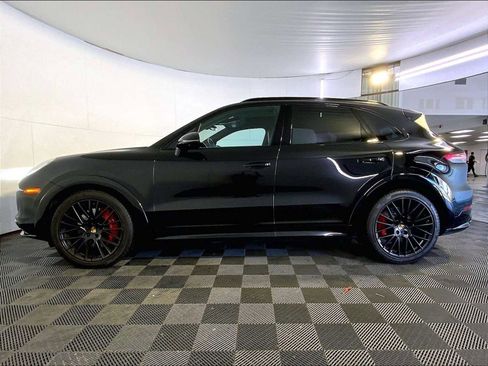 Certified 2021 Porsche Cayenne GTS AWD/4WD image 2