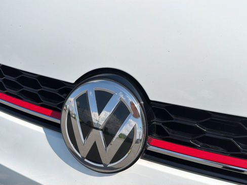 Used 2019 Volkswagen GTI Autobahn FWD image 40