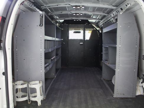 Used 2017 Chevrolet Express 2500 image 24