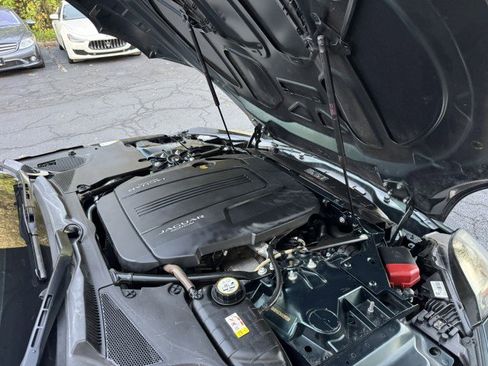 Used 2019 Jaguar F-TYPE Coupe image 5