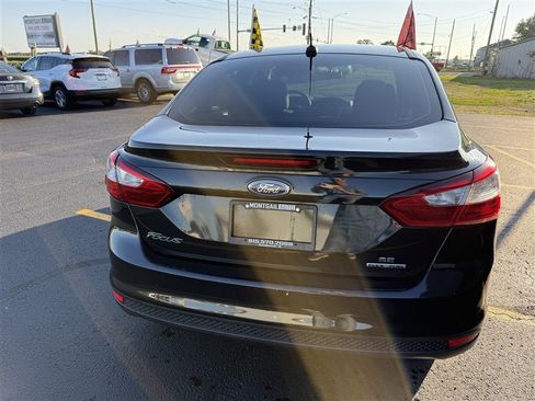 Used 2014 Ford Focus SE FWD image 4