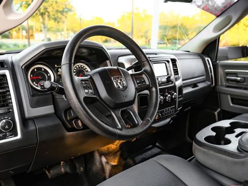 Used 2016 RAM 3500 SLT w/ Cold Weather Group image 3