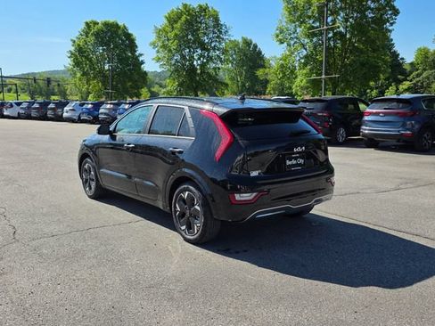 New 2026 Kia Niro Wave w/ Wave Preserve Package FWD image 6