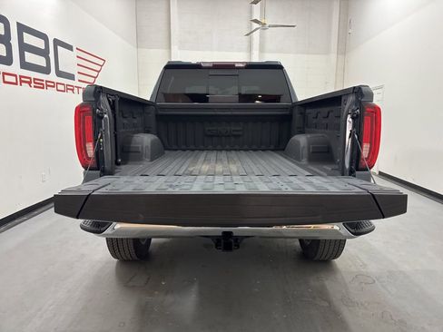 Used 2019 GMC Sierra 1500 SLT image 13