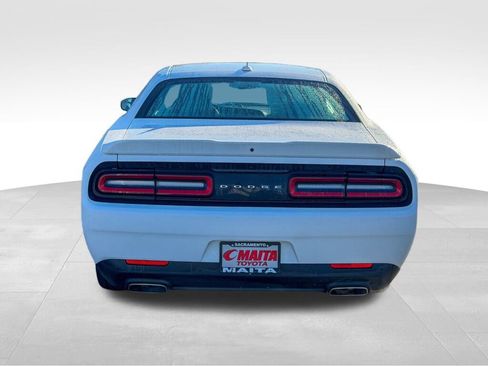 Used 2021 Dodge Challenger SXT w/ Plus Package image 6