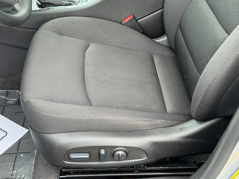 Used 2024 Chevrolet Malibu LT FWD image 22