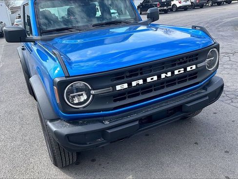 Used 2025 Ford Bronco 2-Door image 4