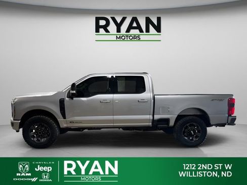 Used 2024 Ford F250 Lariat w/ Sport Appearance Package image 6