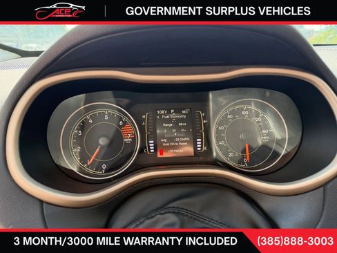 Used 2017 Jeep Cherokee Sport w/ Trailer Tow Group AWD/4WD image 13