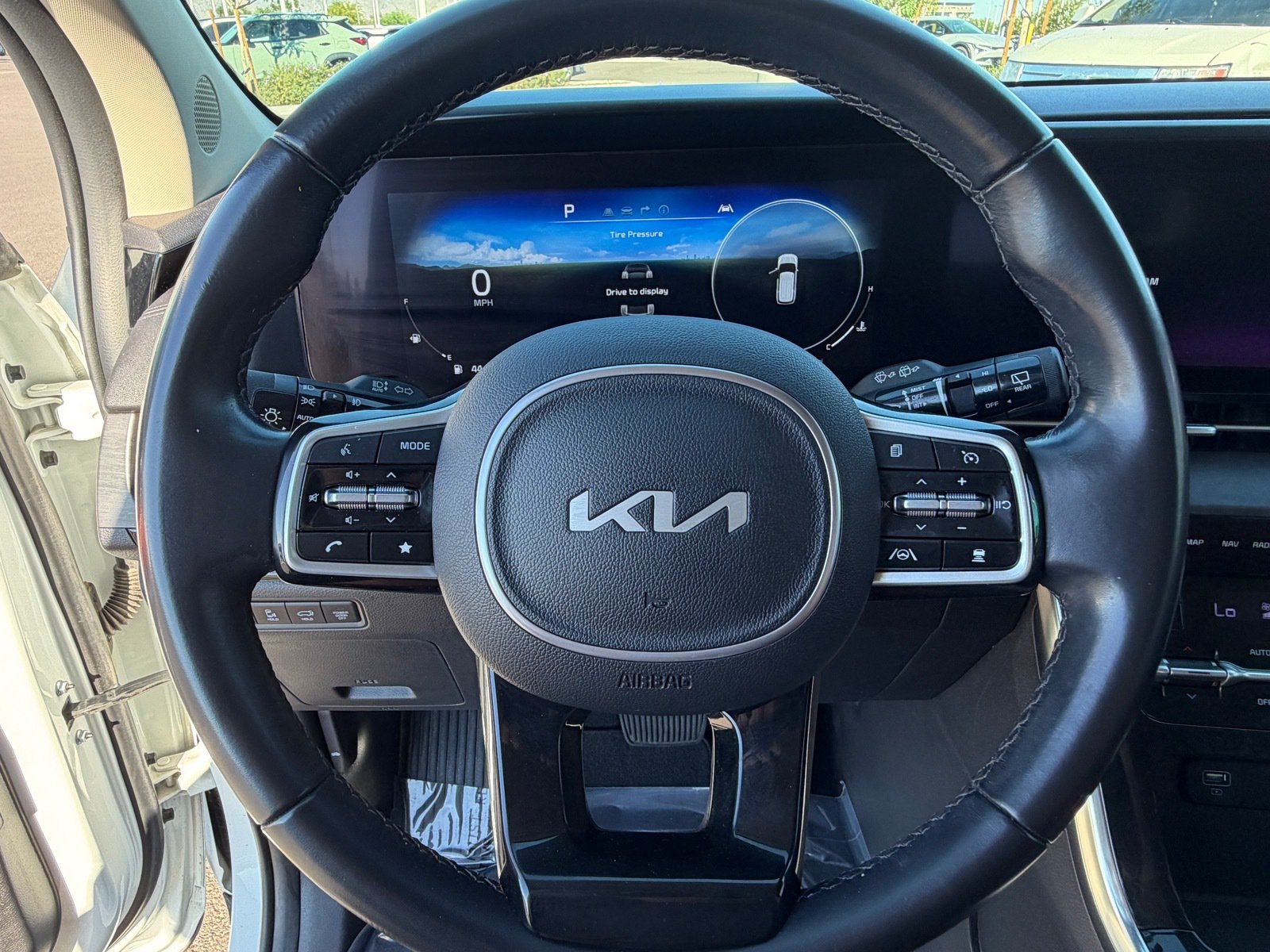 Used 2023 Kia Carnival SX FWD image 27