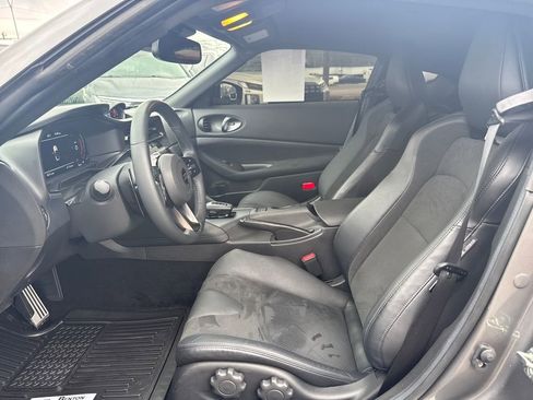 Certified 2024 Nissan Z Performance w/ Floor Mat Package image 18