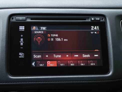 Used 2018 Honda HR-V EX image 31