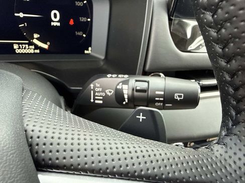 New 2026 Mitsubishi Outlander SE FWD image 37