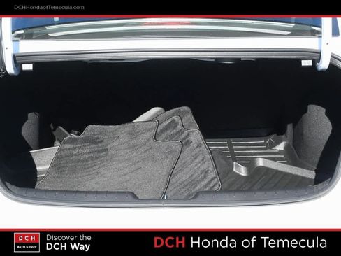 Used 2025 Hyundai Elantra Limited image 22