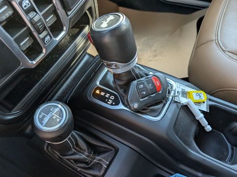 Used 2021 Jeep Wrangler Unlimited Sahara w/ Cold Weather Group image 31