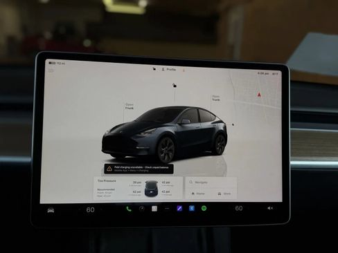 Used 2024 Tesla Model Y Long Range RWD image 25